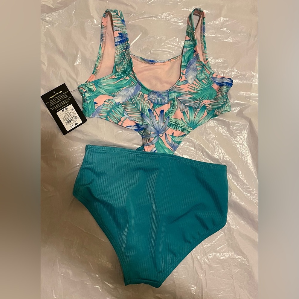 art class Girls' Floral Printed Tropical Twist Swimsuit - Size M (8)